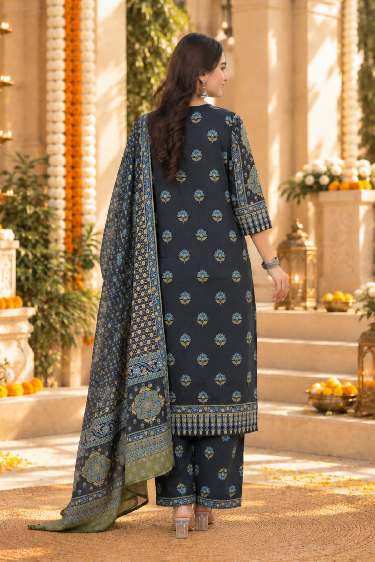 Charcoal Floral Sprig Kurta Set